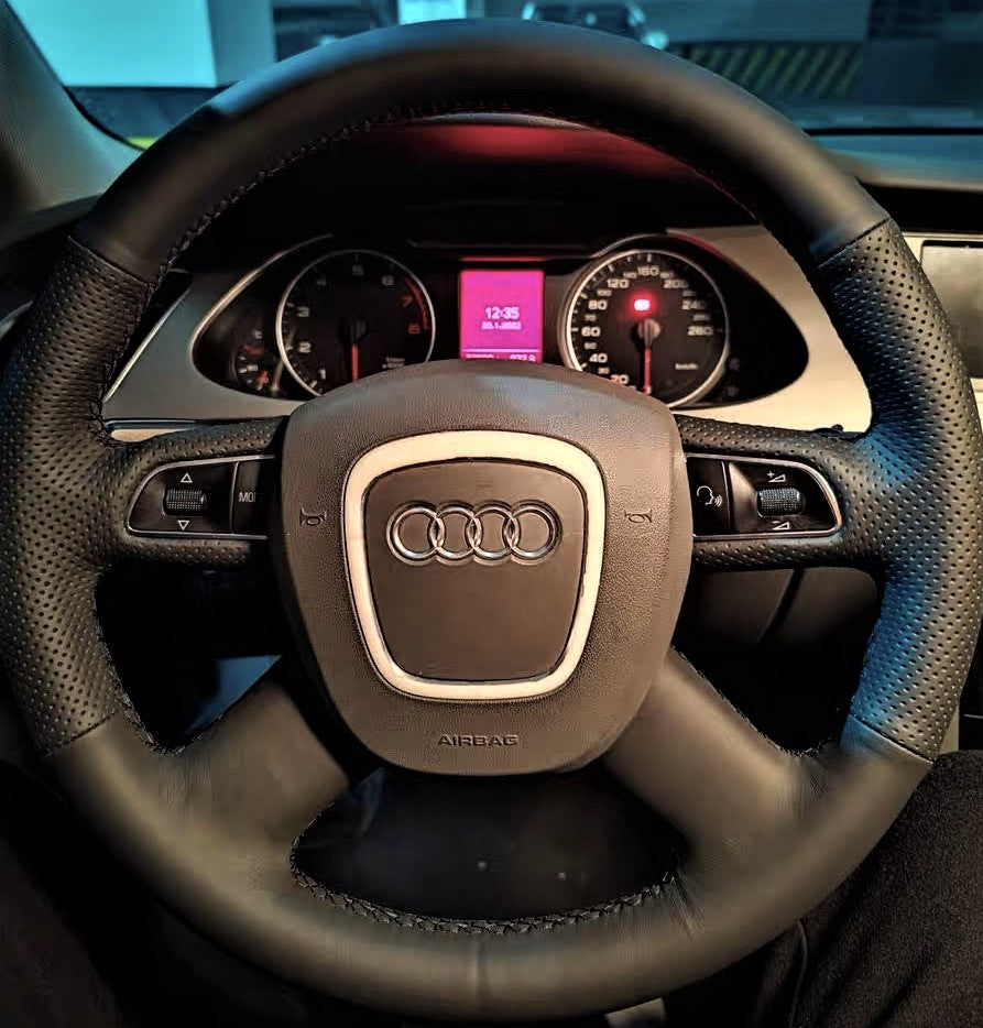 Volant Audi A6 C6 / A4 - Alcantara 4 Rayons, Remis à Neuf, Référence 4F0419091 - Compatible A8 Q7