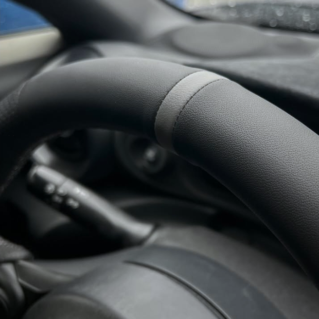Steering Wheel Cover For GMC Sierra 1500 Sierra 2500 Sierra 3500 Yukon 2015 2019 Steering Wheel Cover For GMC Sierra 1500 Sierra 2500 Sierra 3500 Yukon 2015 2019